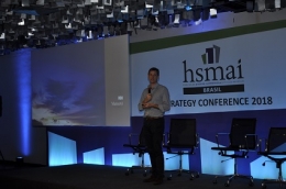 Venda de experiências é o tema da palestra de Robert Betenson na HSMAI Strategy Conference