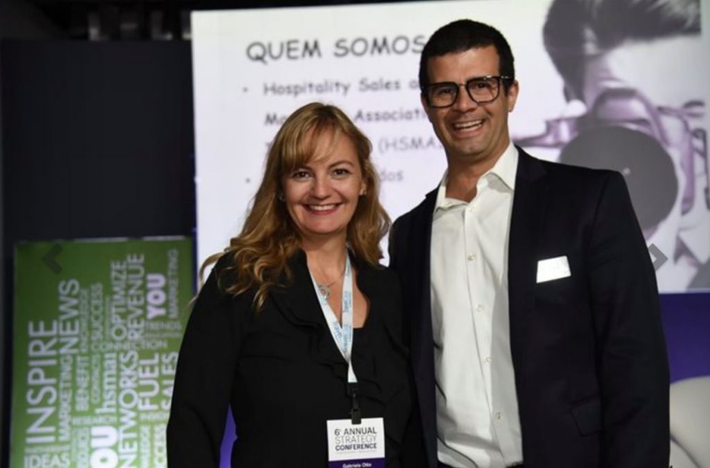 Gabriela Otto (HSMAI e GO Consultoria) e David Pressler (IHG)